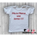 Koszulka niemowlęca z nadrukiem - moja mama wie lepiej Koszulka niemowlęca z nadrukiem - moja mama wie lepiej